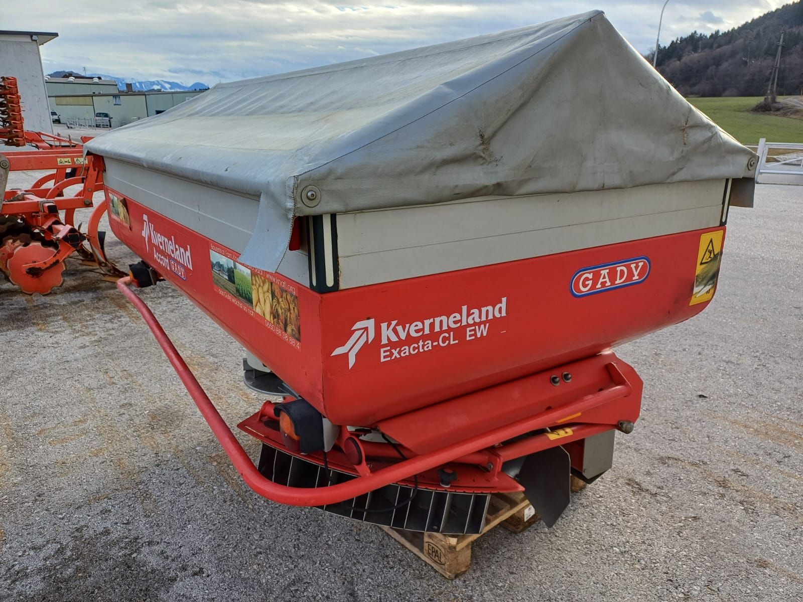 Kverneland Exacta CL EW Wiegestreuer 2