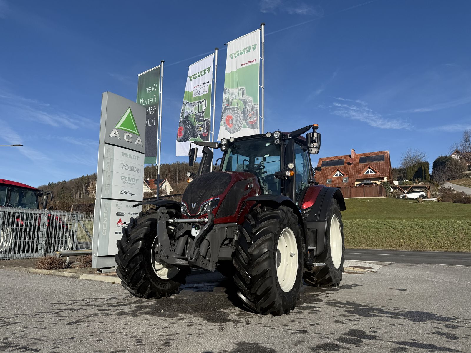 Valtra N135 Direct 1