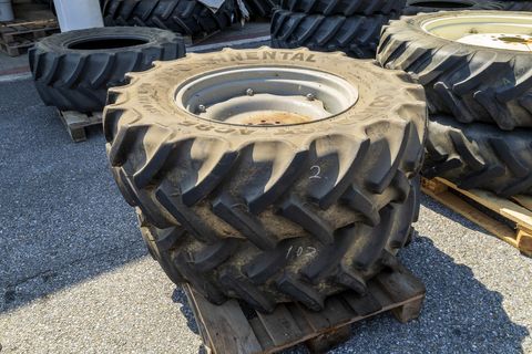 Continental 320/85 R24 CONTRACT AC 85