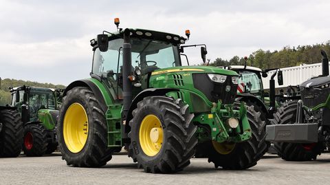John Deere 6140R