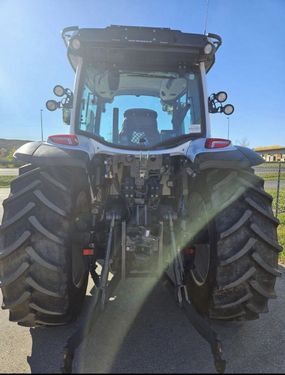 Valtra G135 VERSU