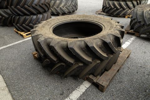 BKT 600/65 R38 AGRIMAX RT