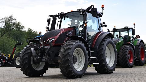 Valtra G135 VERSU