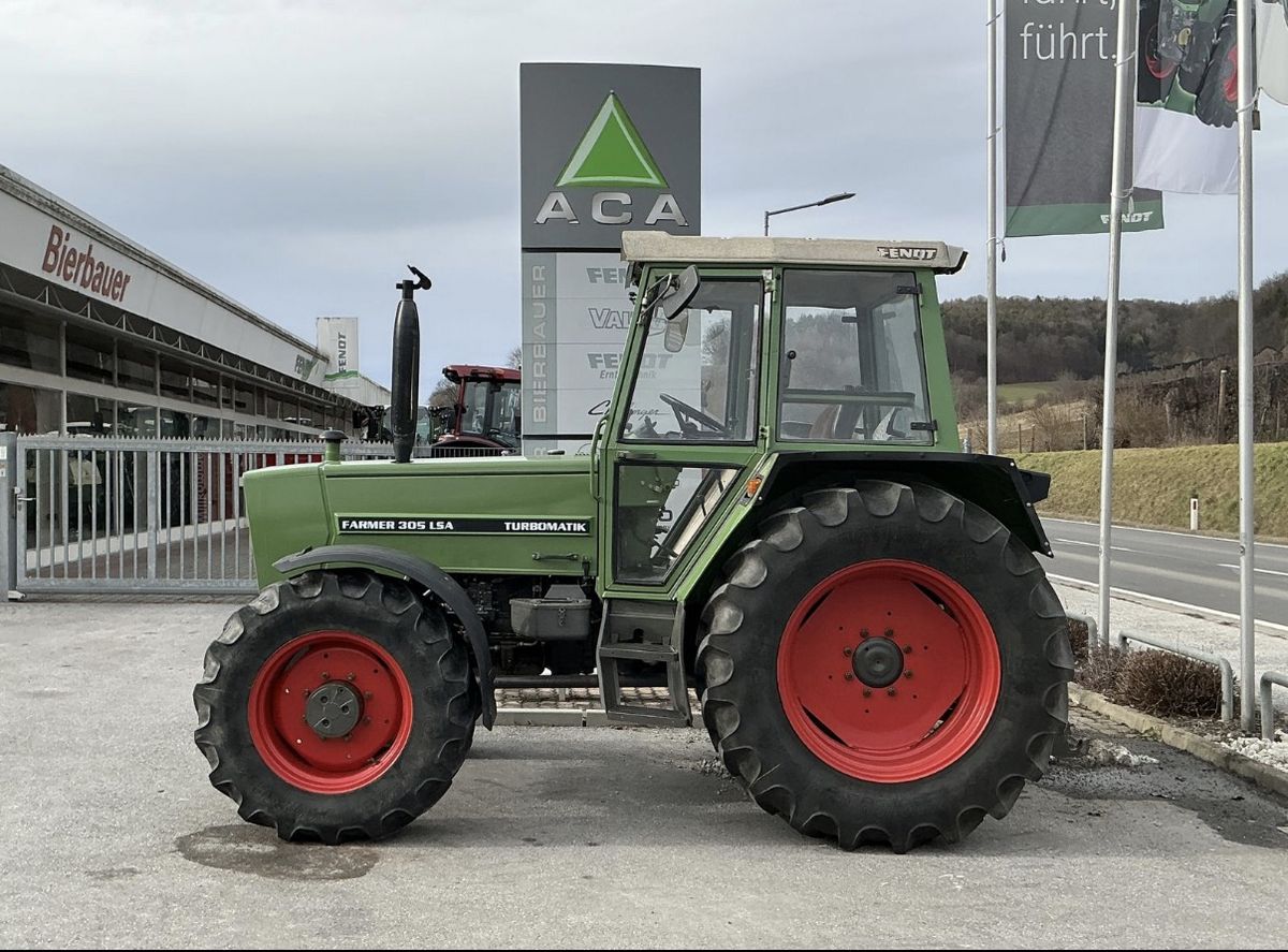 Fendt Farmer 305 LSA 40 km/h 2