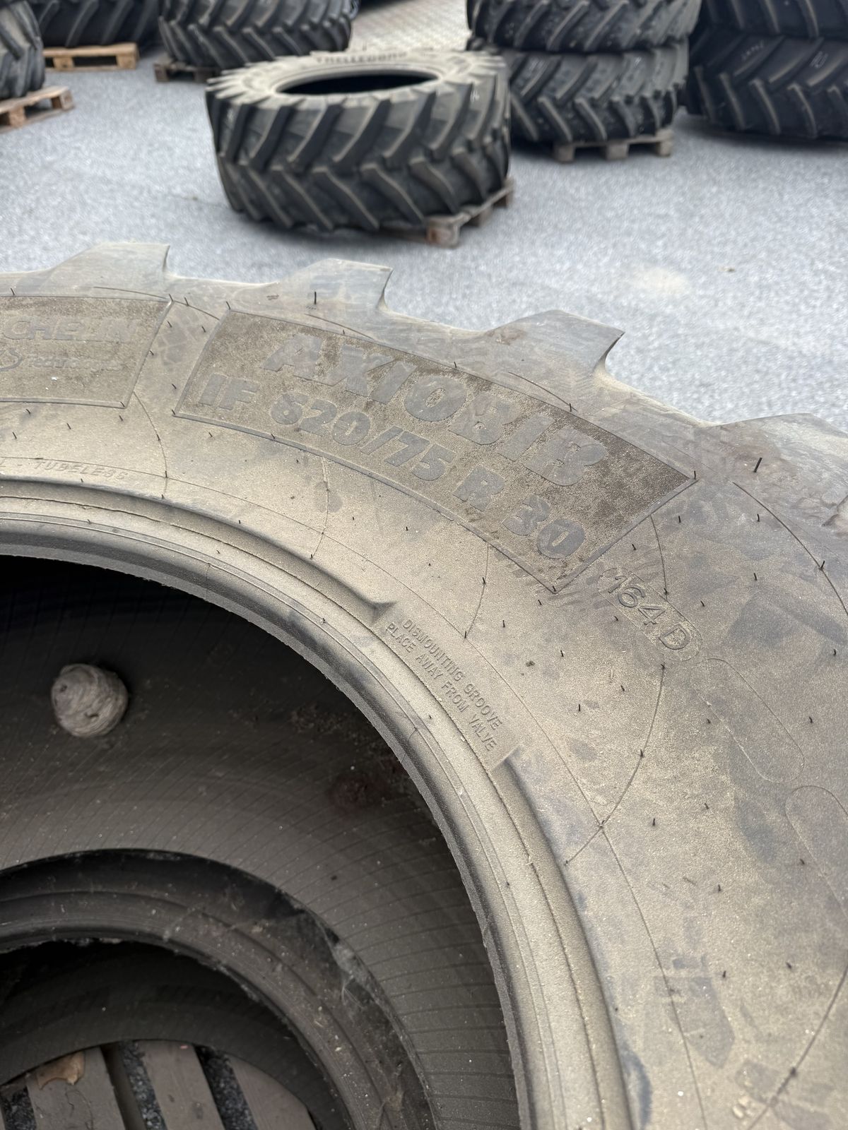 Michelin IF 620/75 R30 AXIOBIB 2