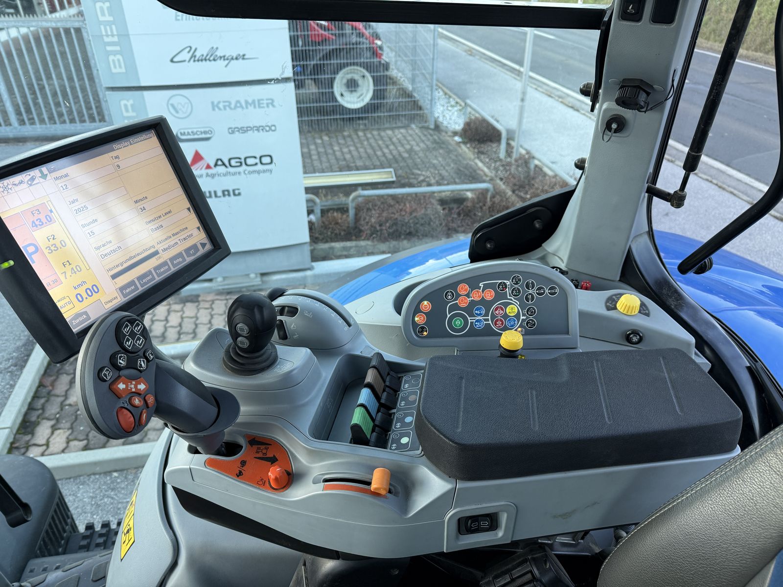 New Holland T7.230 Klassisch 3