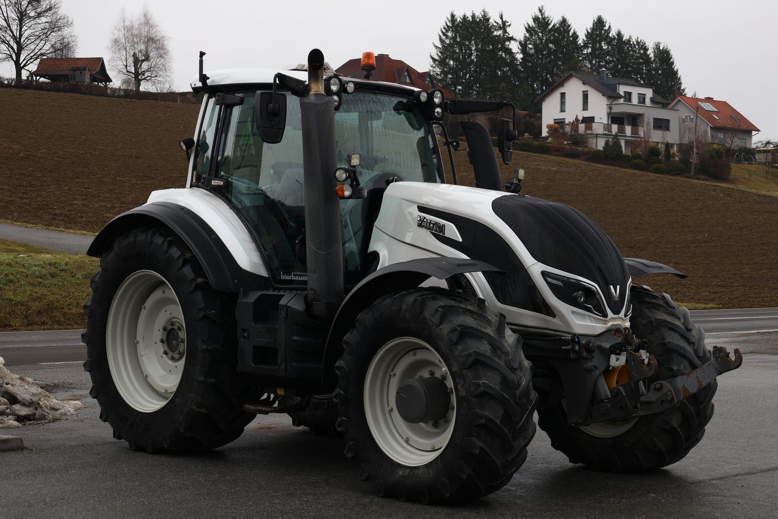 Valtra T 214 Direct 3
