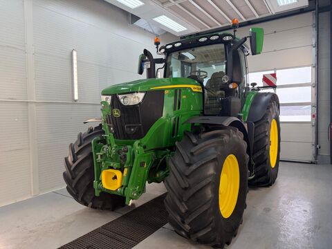 John Deere 6250R