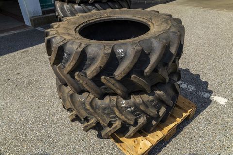 BKT 380/70 R 24 AGRIMAX RT 765