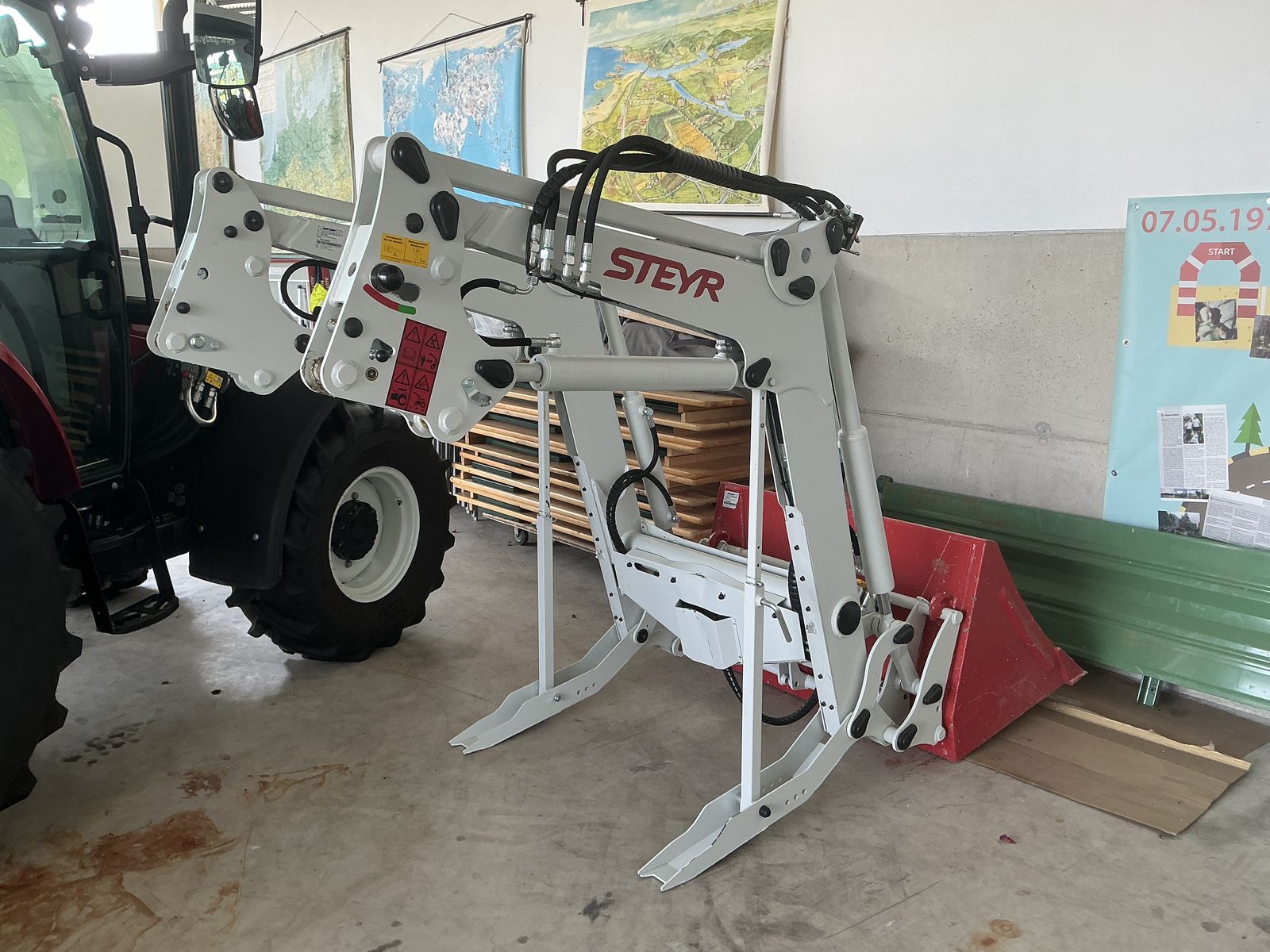 Steyr 4065 Kompakt S (Stage V) 2