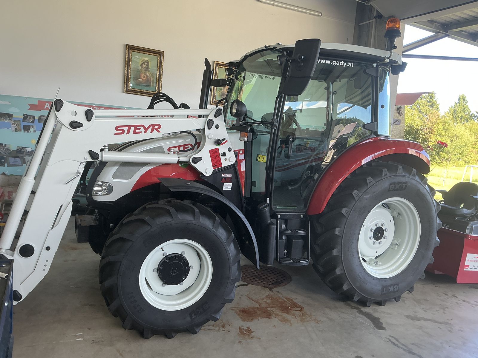 Steyr 4065 Kompakt S (Stage V) 3