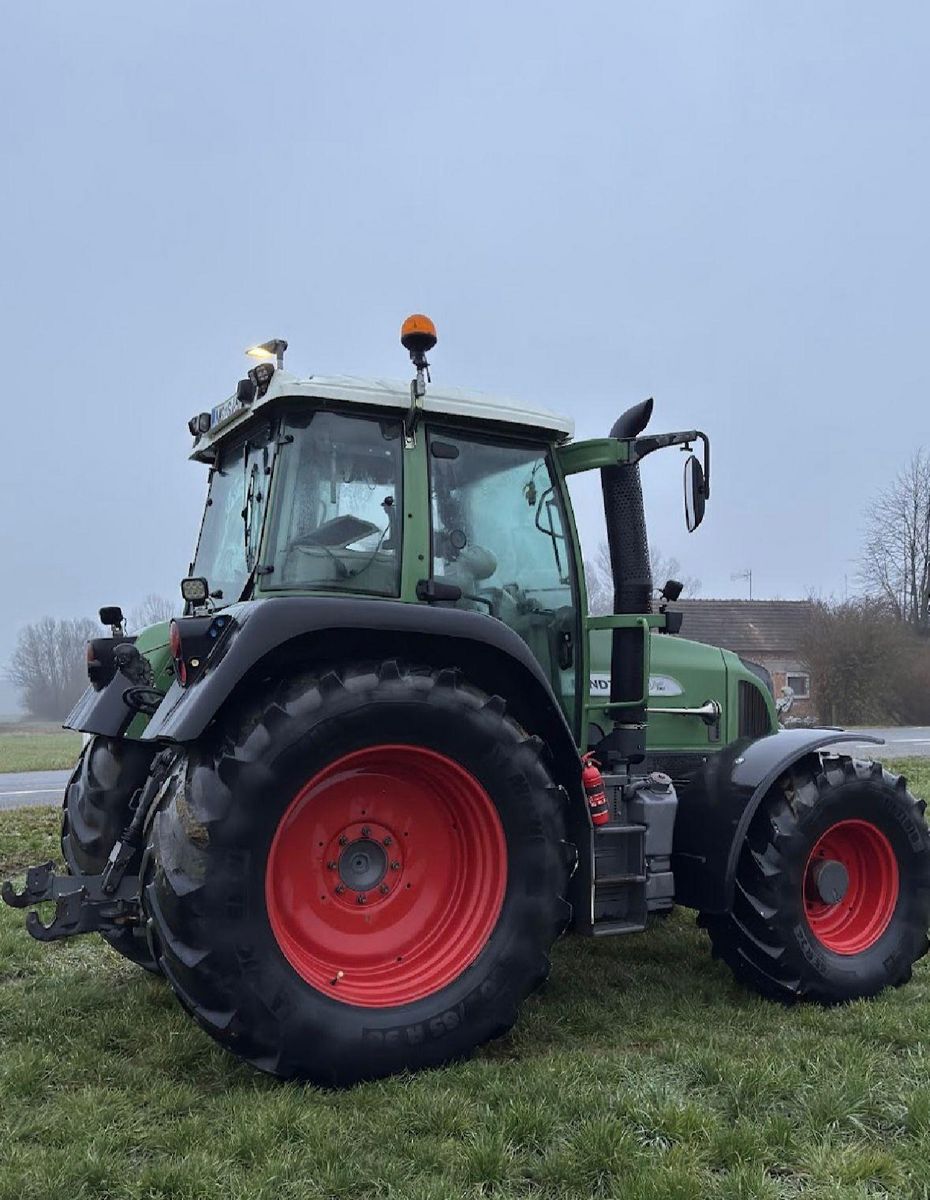 Fendt 415 Vario 2