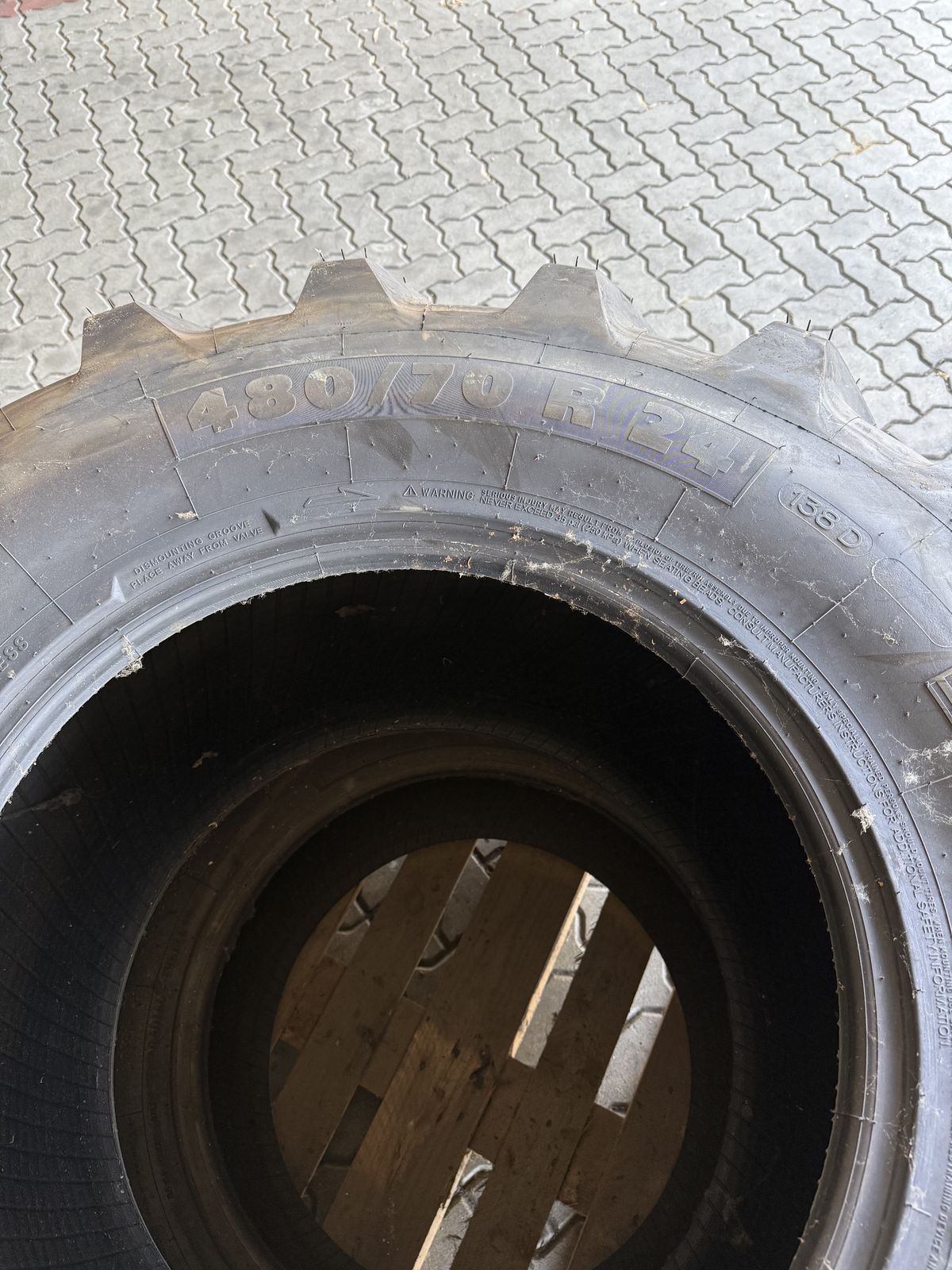 Michelin 480/70 R24 2