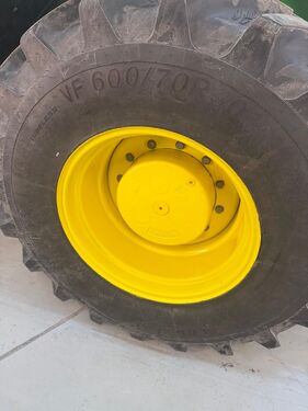 John Deere 8370R