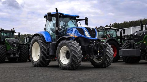 New Holland T7.230 Klassisch