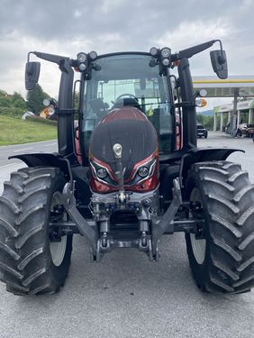 Valtra G135 VERSU