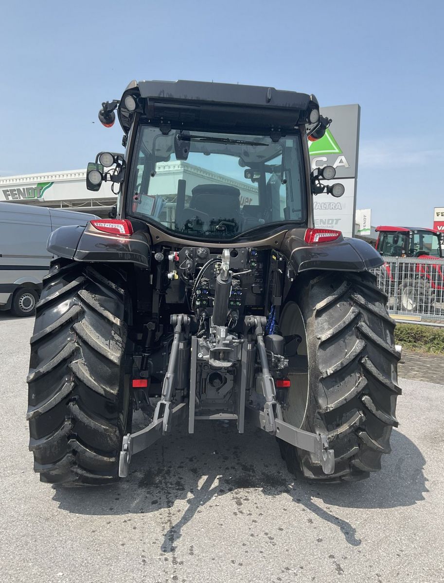 Valtra G135 VERSU 3