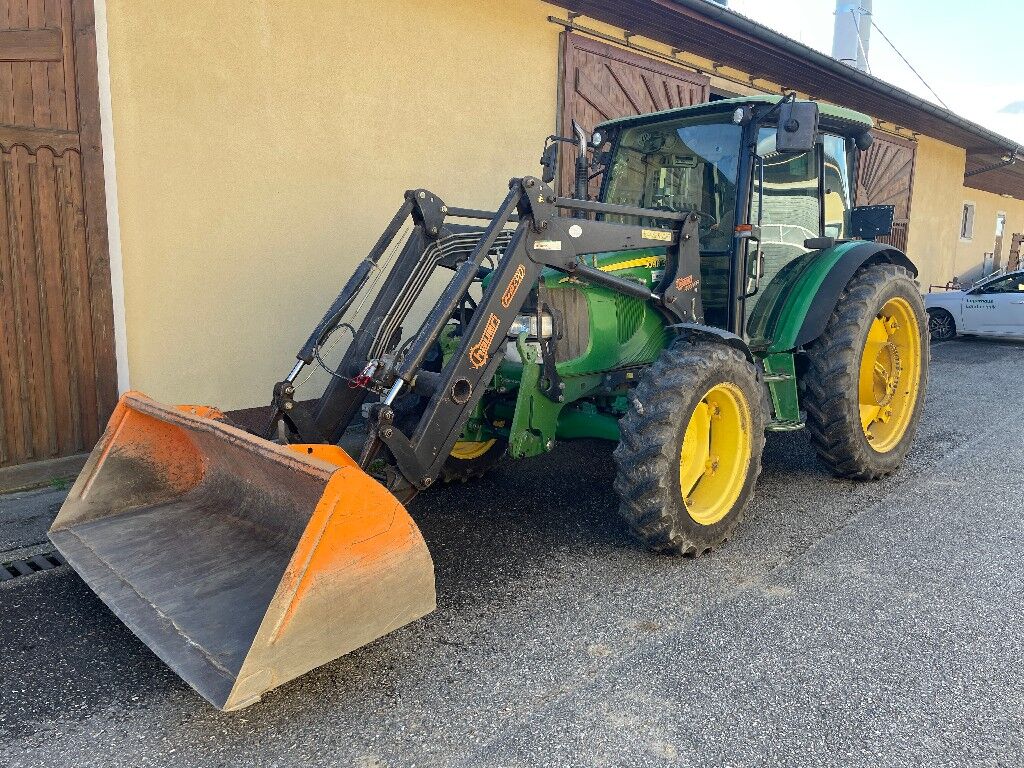 John Deere 5720 1