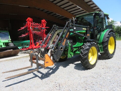 John Deere 5720