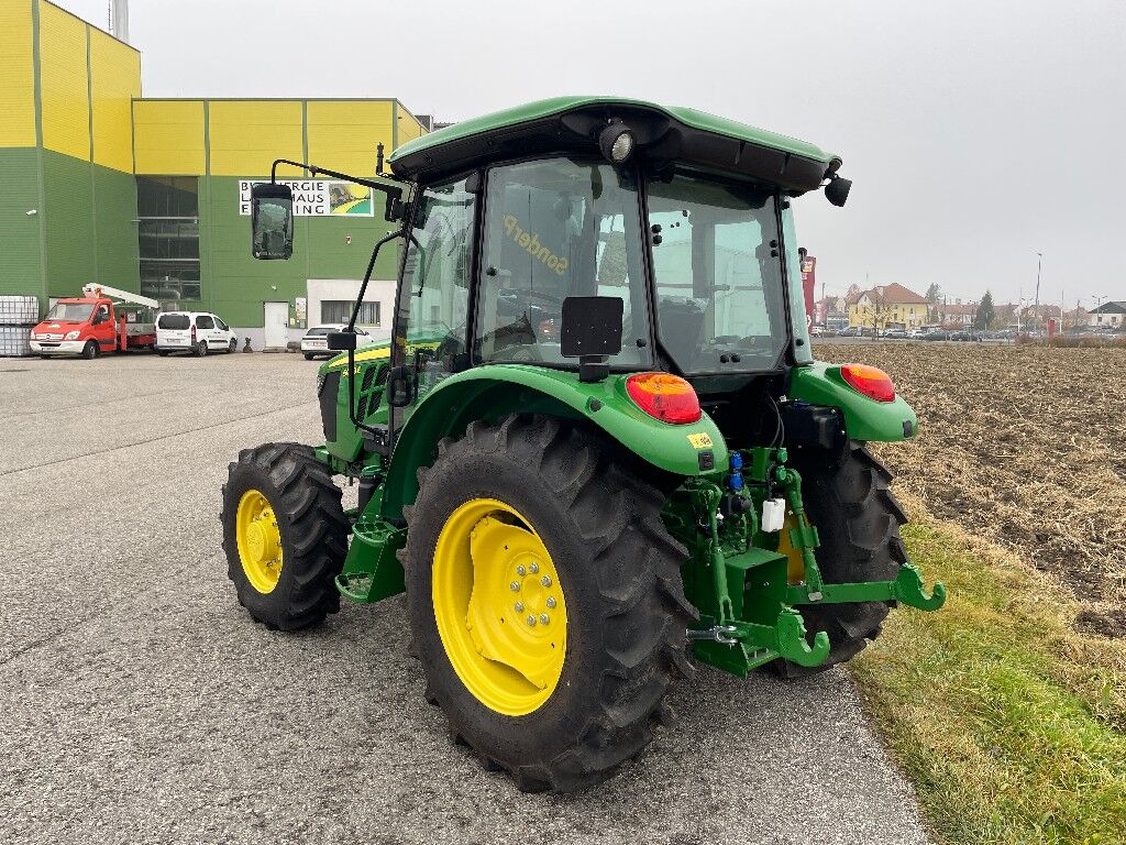 John Deere 5058 E 3