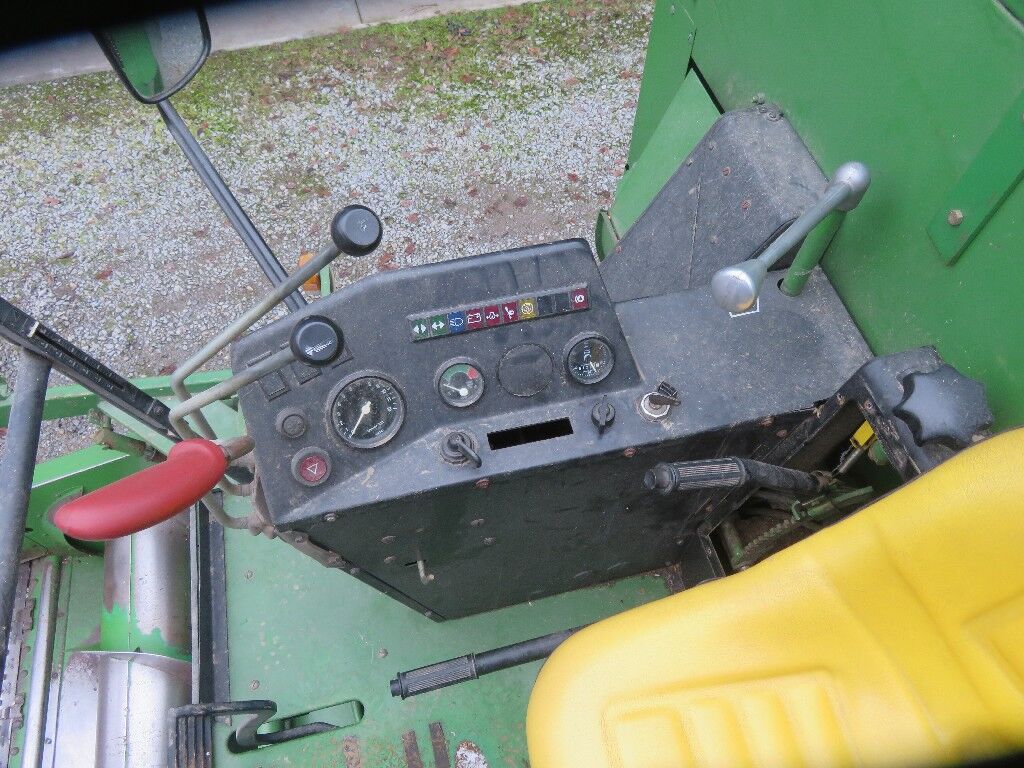 John Deere 1042 2