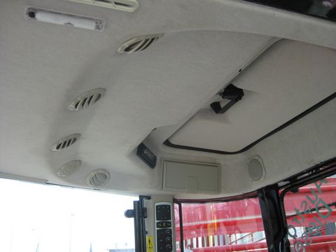 Massey Ferguson MF 5709 S 2