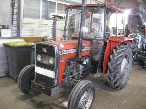 Massey Ferguson 240-2 2