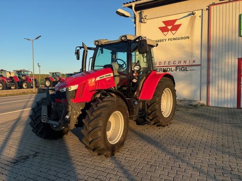 Massey Ferguson MF 5611 