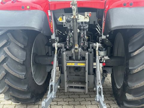 Massey Ferguson 6S 135 Dyna 6