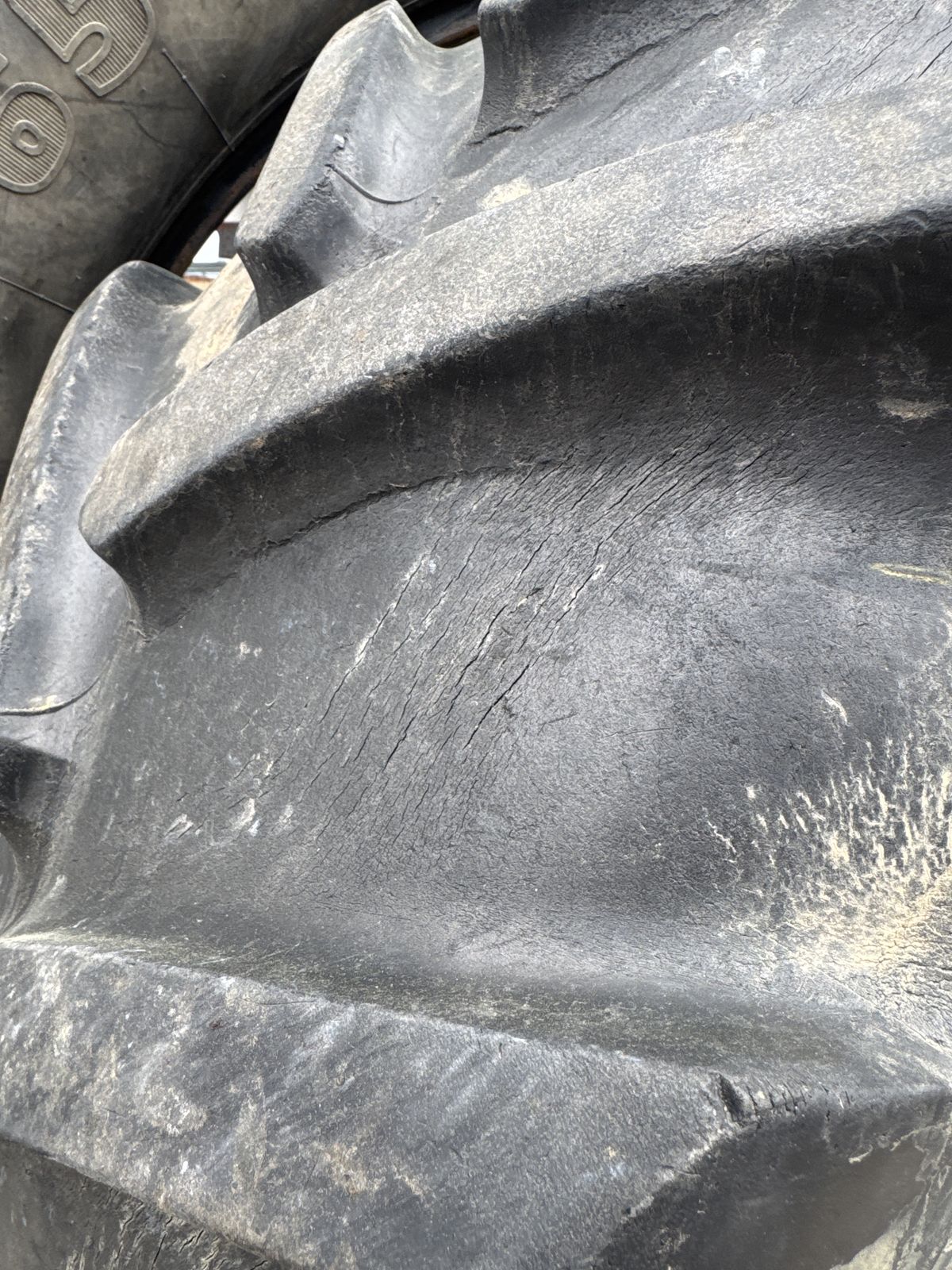 Michelin 540/65R28 XM 108 2