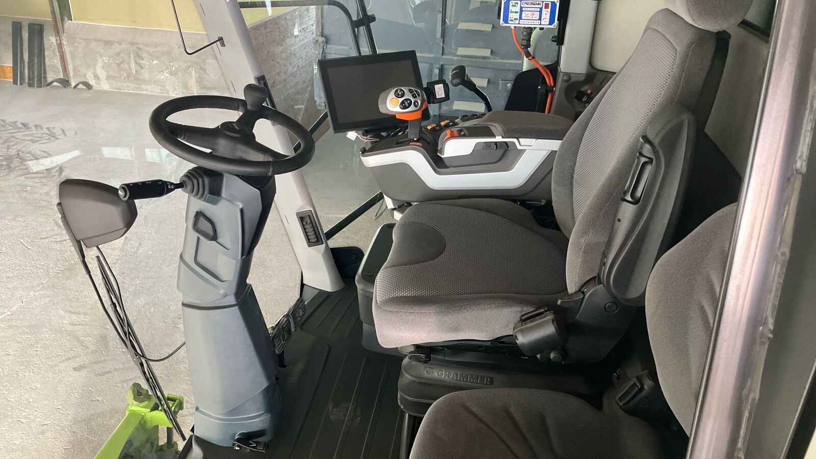 Claas Tucano 560 Montana 2