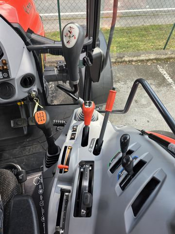 Kubota M5092DTHQ