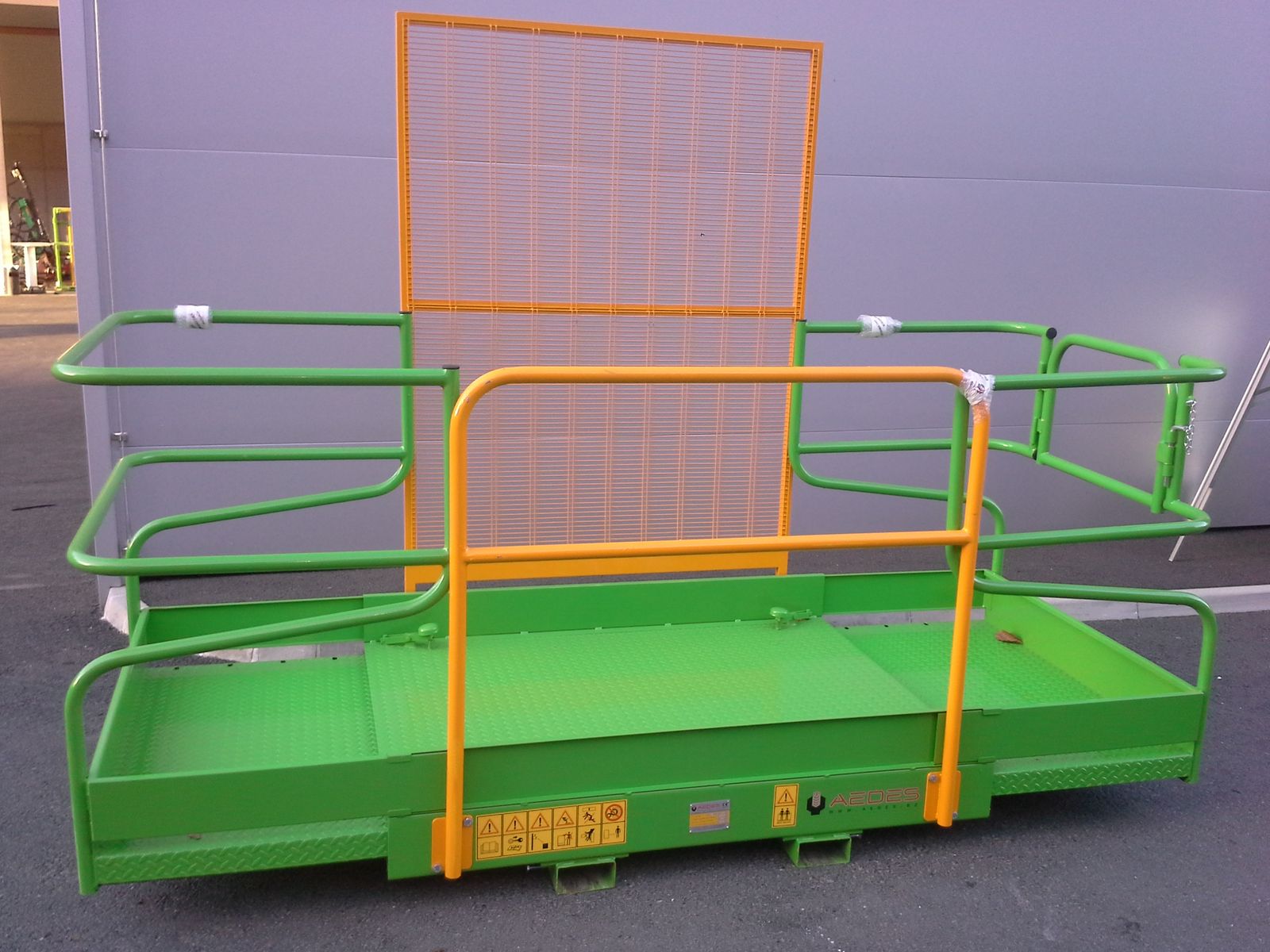 Aedes AEDES Arbeitsbühne PE 1200 2