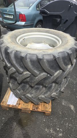 Good Year Kompletträder 440/65R24 