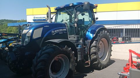 New Holland T7.210