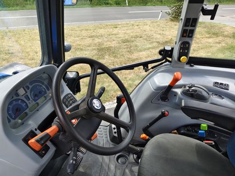 New Holland T5060