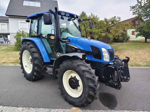 New Holland T5060