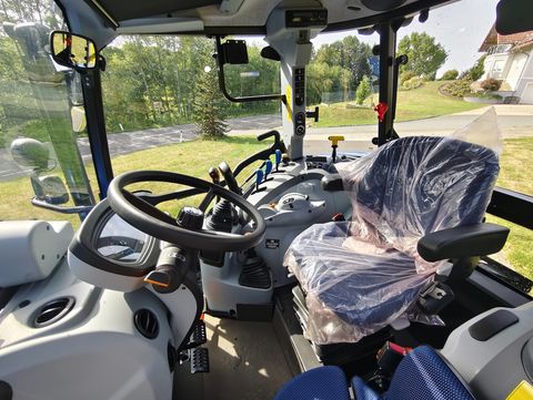 New Holland T5.100 Utility Dual Command