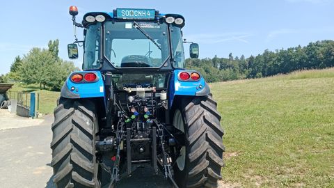 New Holland Traktor T4.95 DC