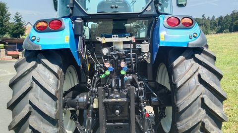 New Holland Traktor T4.95 DC