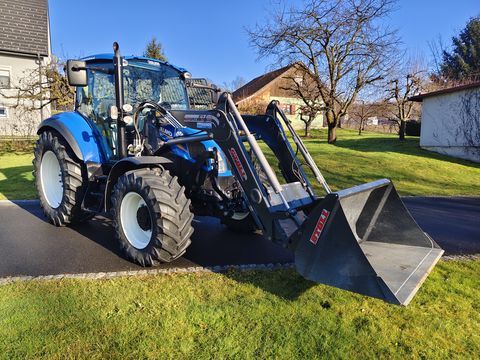 New Holland Traktor T5.95 DC