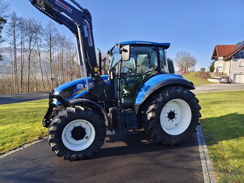 New Holland Traktor T5.95 DC