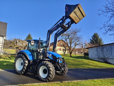 New Holland Traktor T5.95 DC