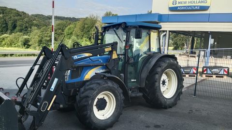 New Holland T4040 DeLuxe & Supersteer