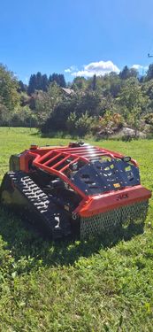 Jack ferngesteuerter Hangmäher mit Sichelmulcher
