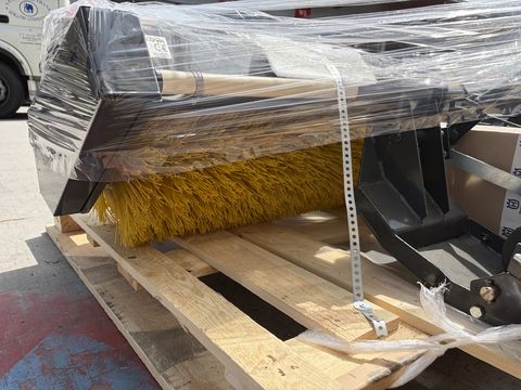 Husqvarna Kehrmaschine für Rasentraktor
