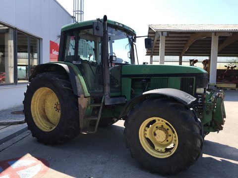 John Deere 6610