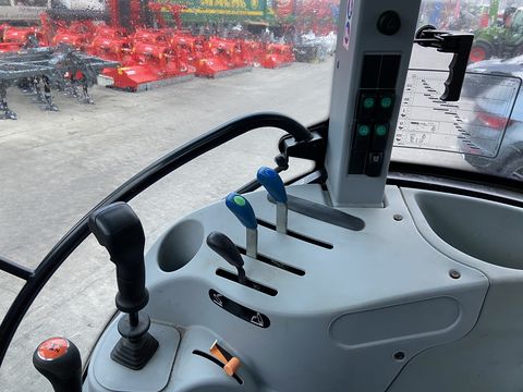 New Holland TD 5.85 + Druckluftbremsanlage