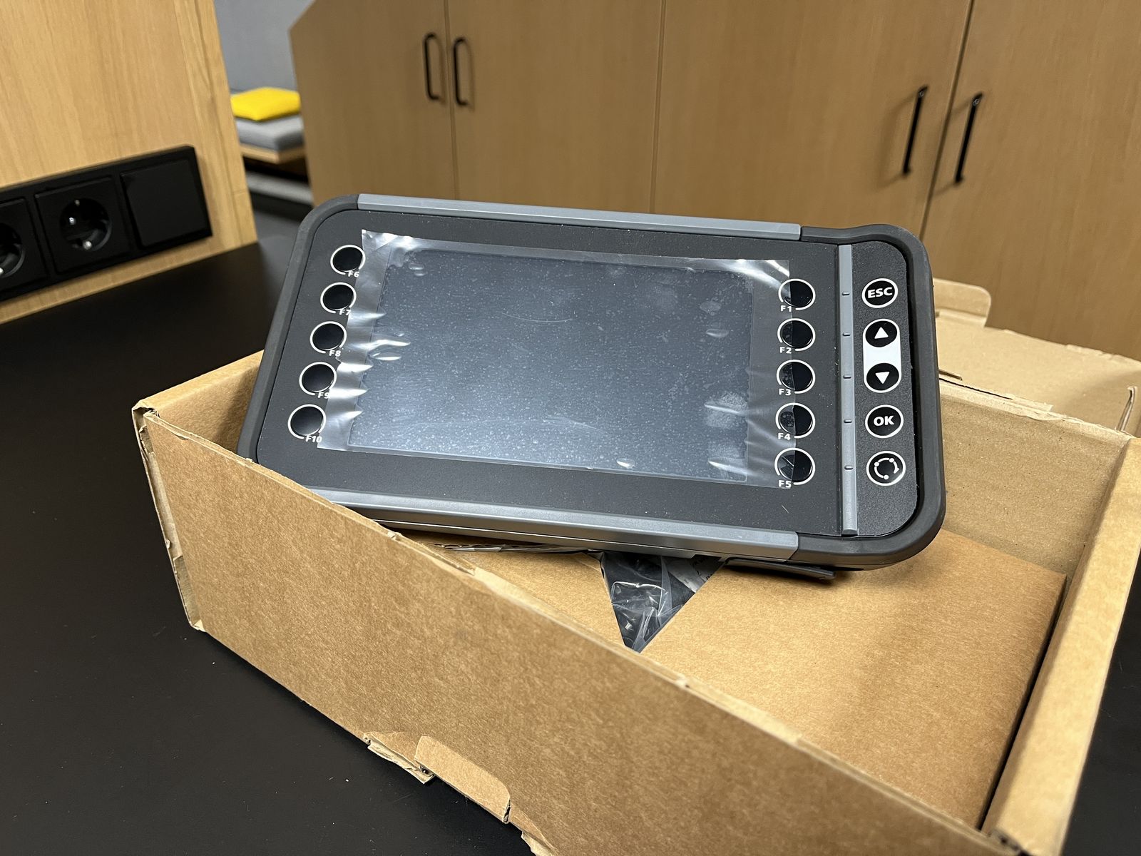 Fendt Isobus Terminal E-Link Pro zu Fendt Rotana 160 2