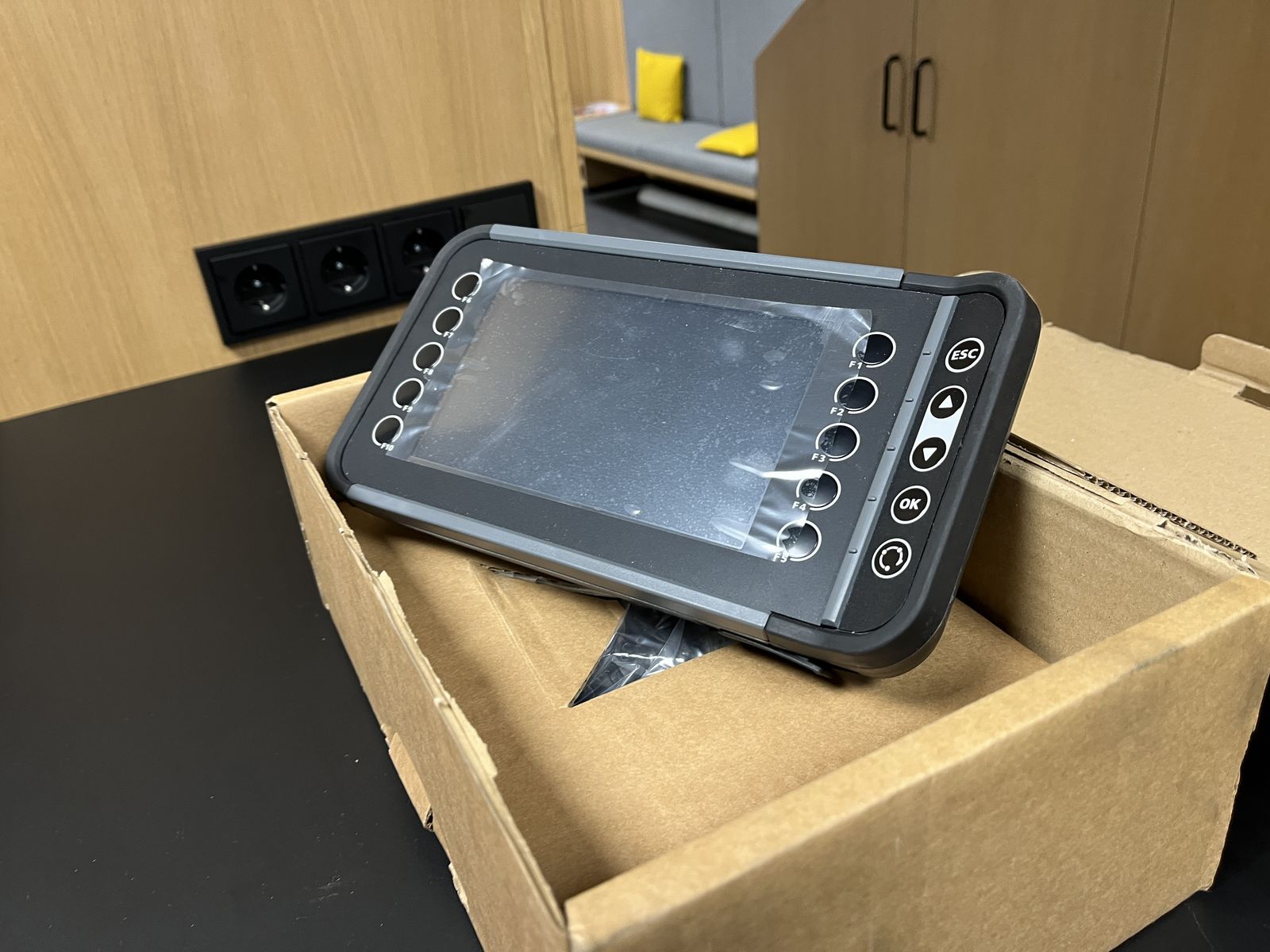 Fendt Isobus Terminal E-Link Pro zu Fendt Rotana 160 3